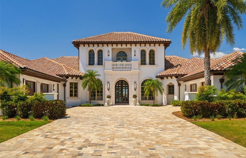 hw luxury home